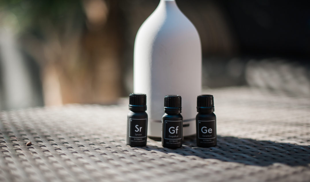 Diffusing Essentials Oils for a Zen Atmosphere at Home with Vitruvi | by The Luxi Look