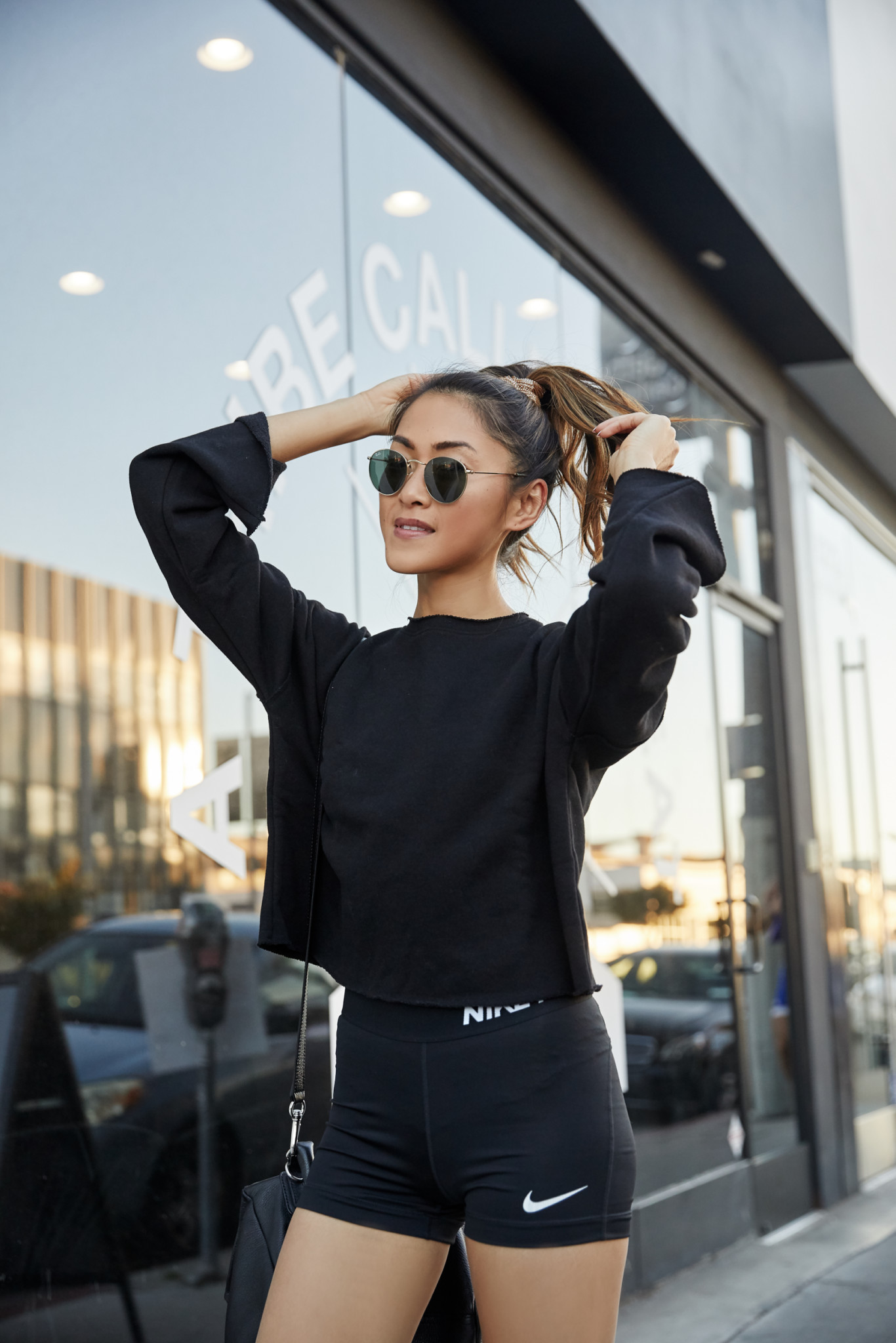 What to Wear to Hot Yoga & Other Items I Bring With Me To Class