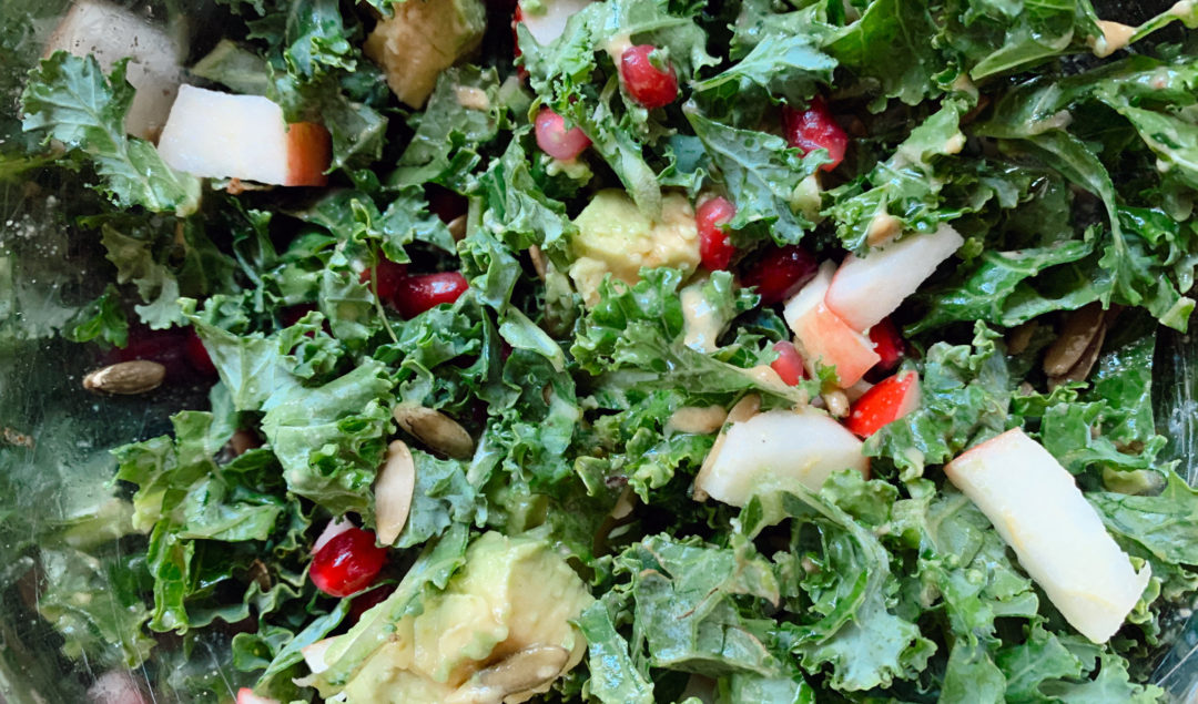 Detox Pomegranate & Apple Kale Salad Recipe | by The Luxi Look