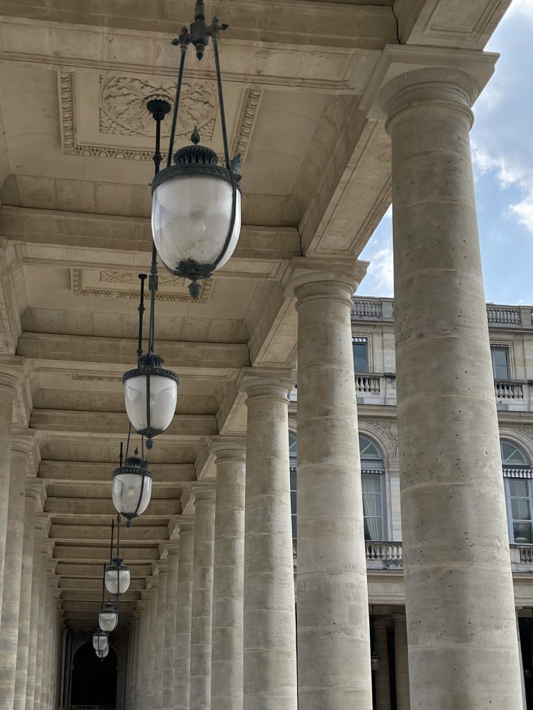 columns outside a building for Paris guide